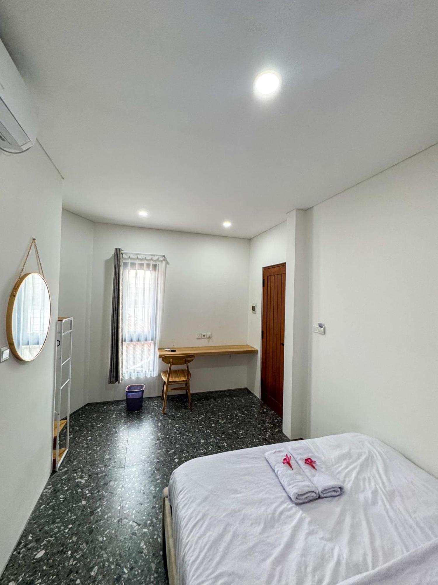 The Kamala Guest House Canggu Eksteriør billede
